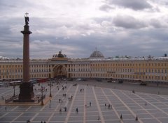圣彼得堡冬宫广场